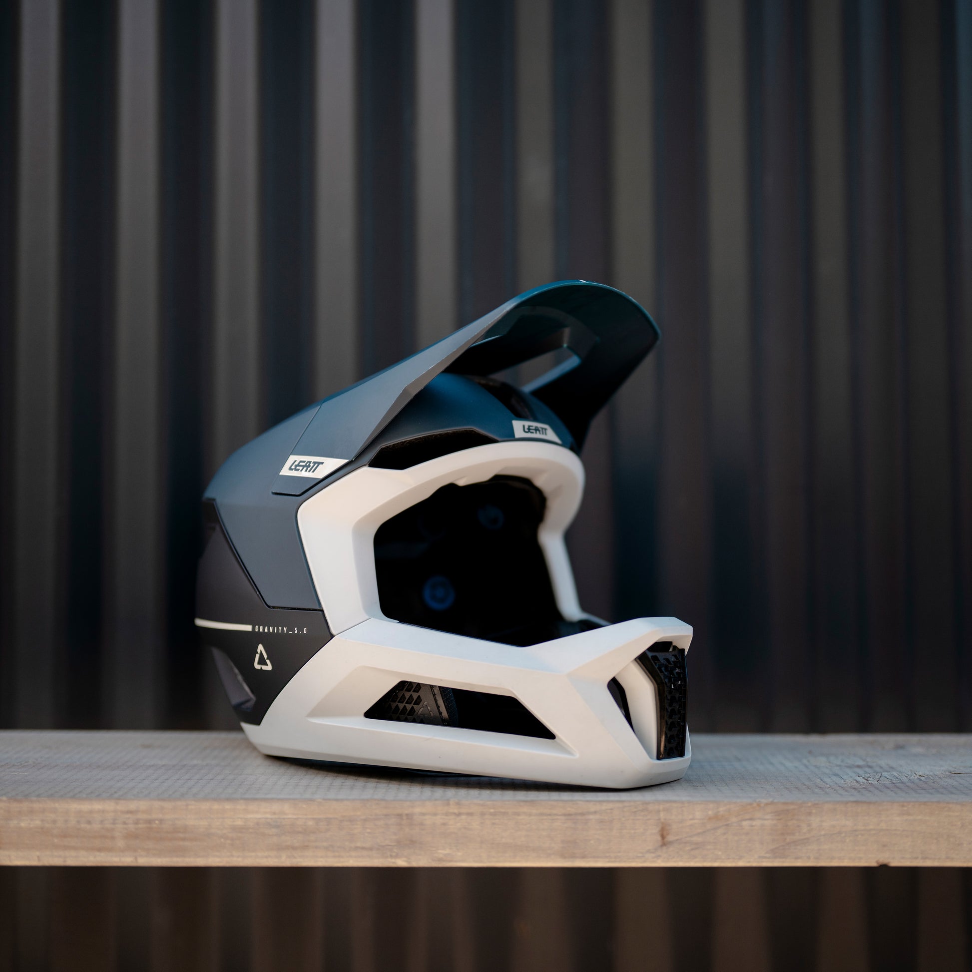 Helmet MTB Gravity 5.0 image 35